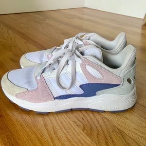 Adidas Cloudfoam sneakers - Excellent condition!